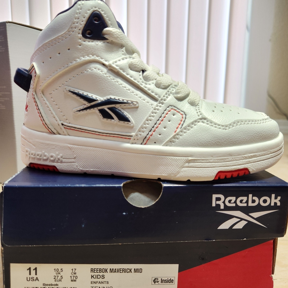 Reebok Kids Sneakers - White and Navy